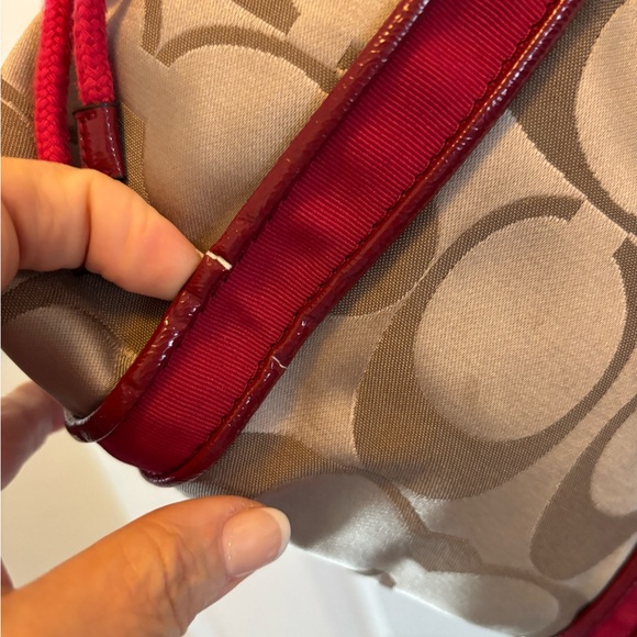 Coach Poppy 2012 Daisy Signature C F20101 Tan & Red Satchel/Crossbody BNOT - Picture 11 of 15
